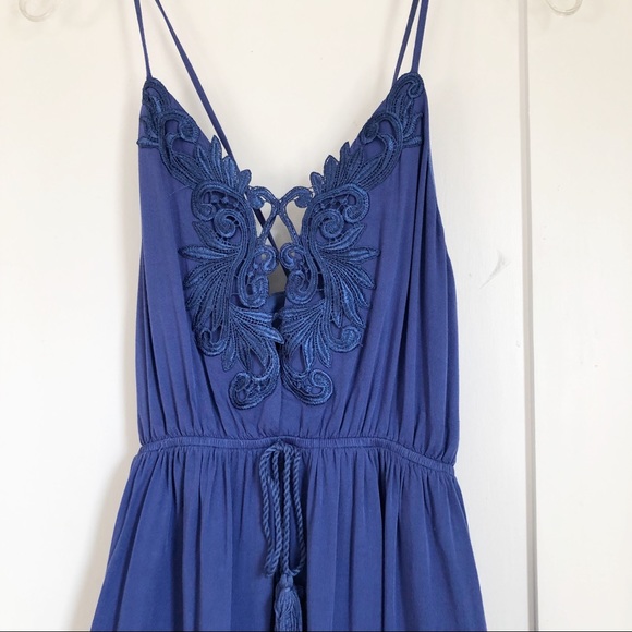 Missguided Blue Lace Mini Dress - Picture 2 of 7